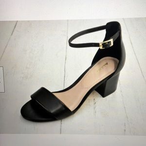 ALDO Heel Vilarossa sz 5 Black leather sandal shoe